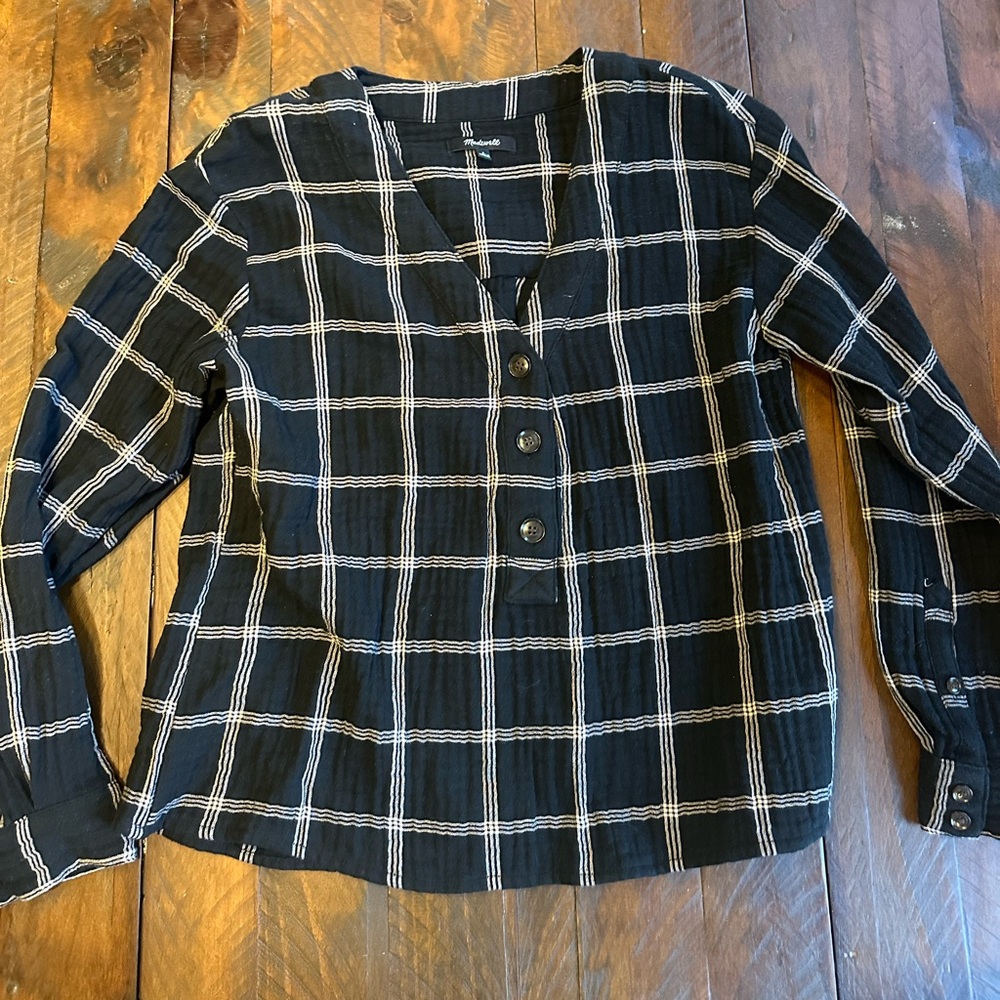 Madewells women’s size small black and white button up shirt long sleeve